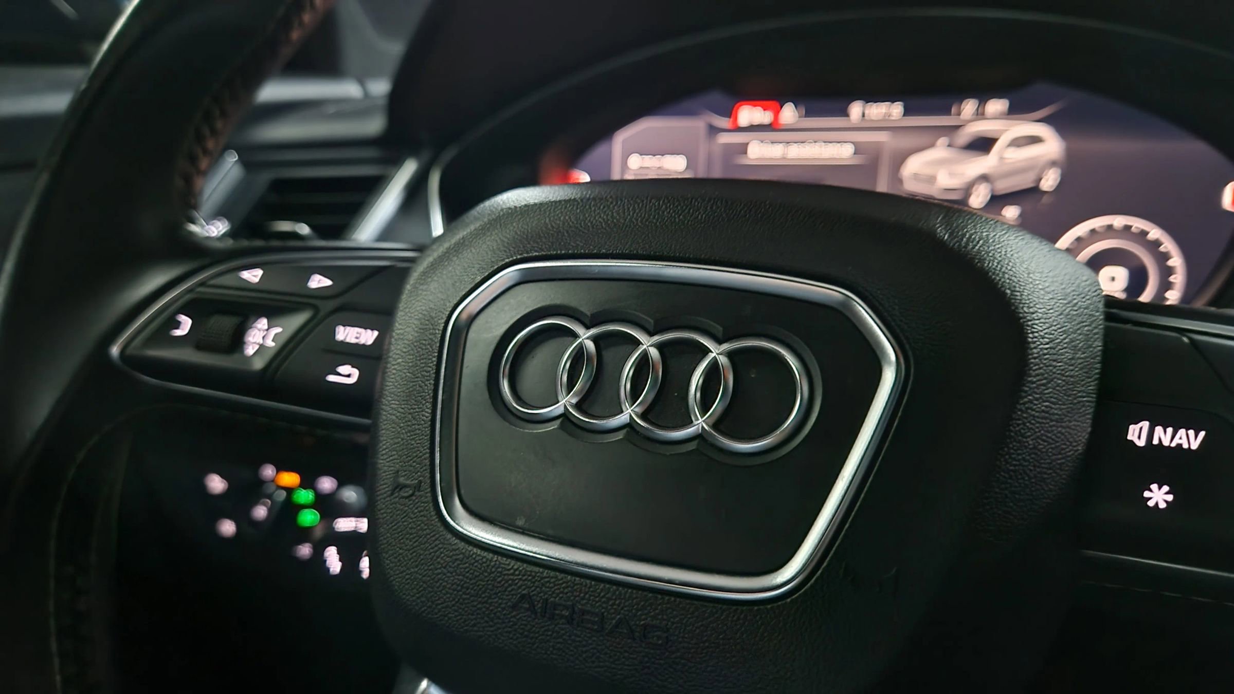 Used 2019 Audi SQ5 Prestige image 28