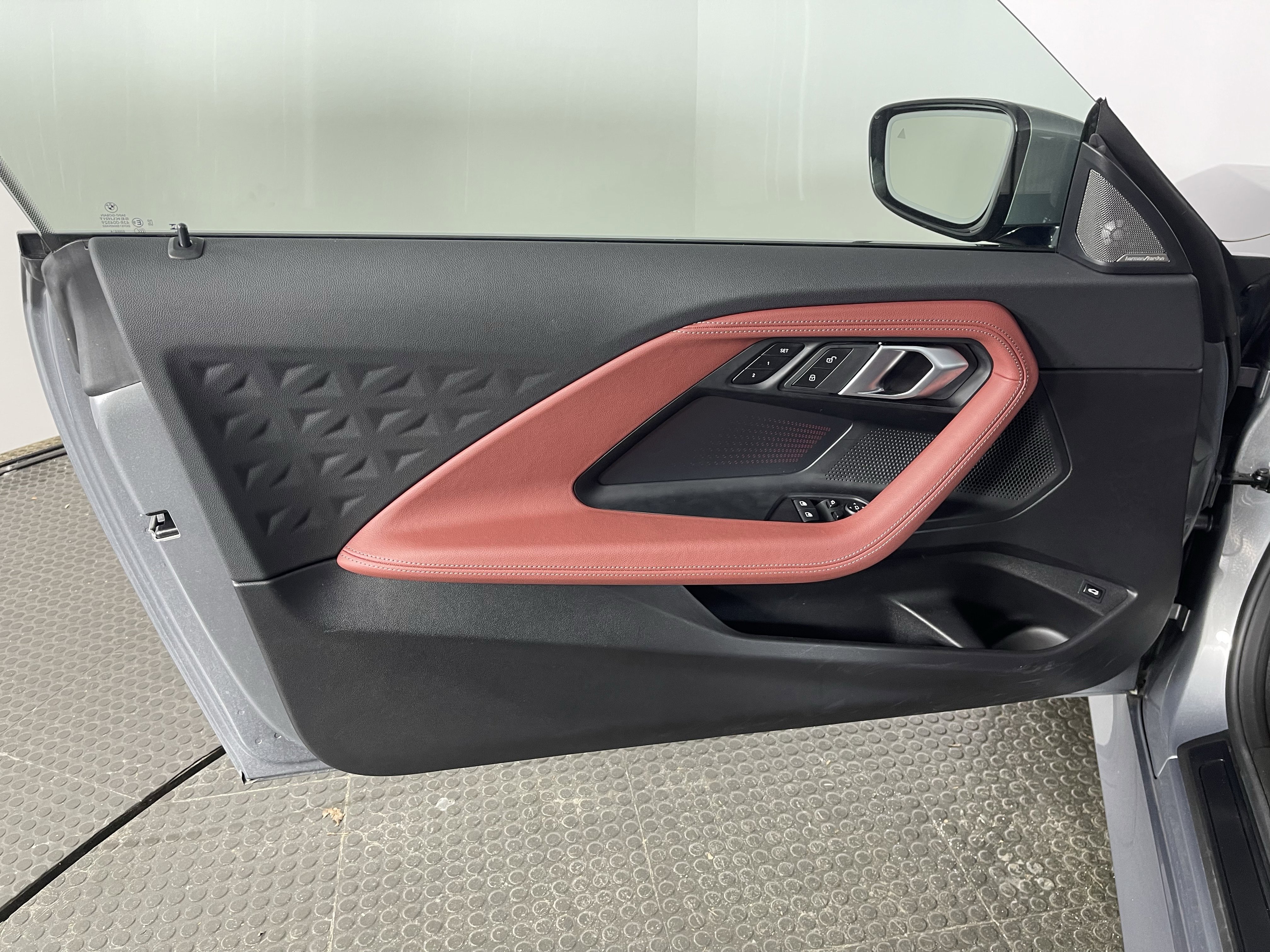 Used 2025 BMW 230i xDrive Coupe w/ Premium Package image 10