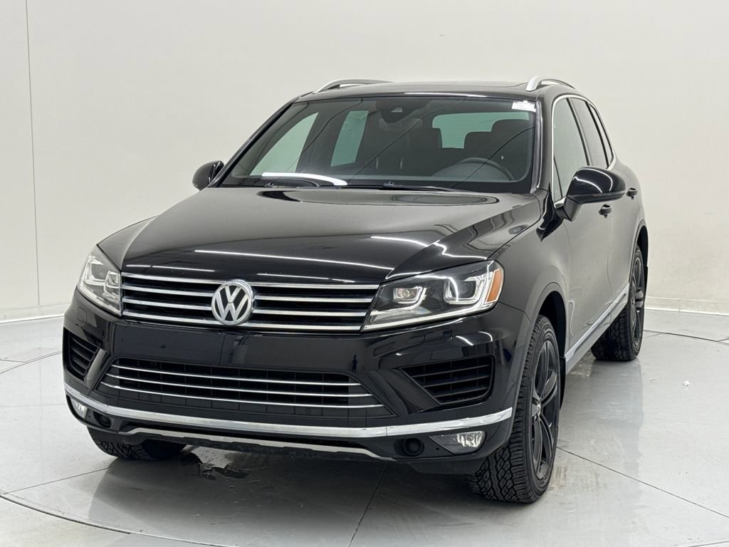 Used 2017 Volkswagen Touareg V6