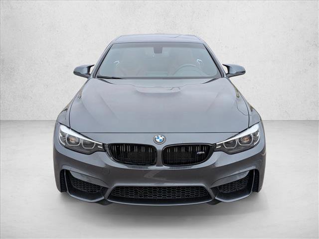 Used 2018 BMW M4 Convertible image 2