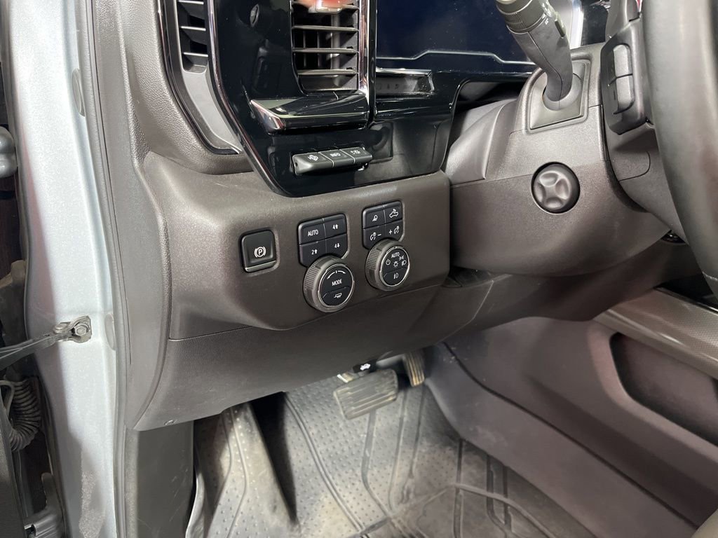 Certified 2024 Chevrolet Silverado 1500 ZR2 w/ Technology Package image 23