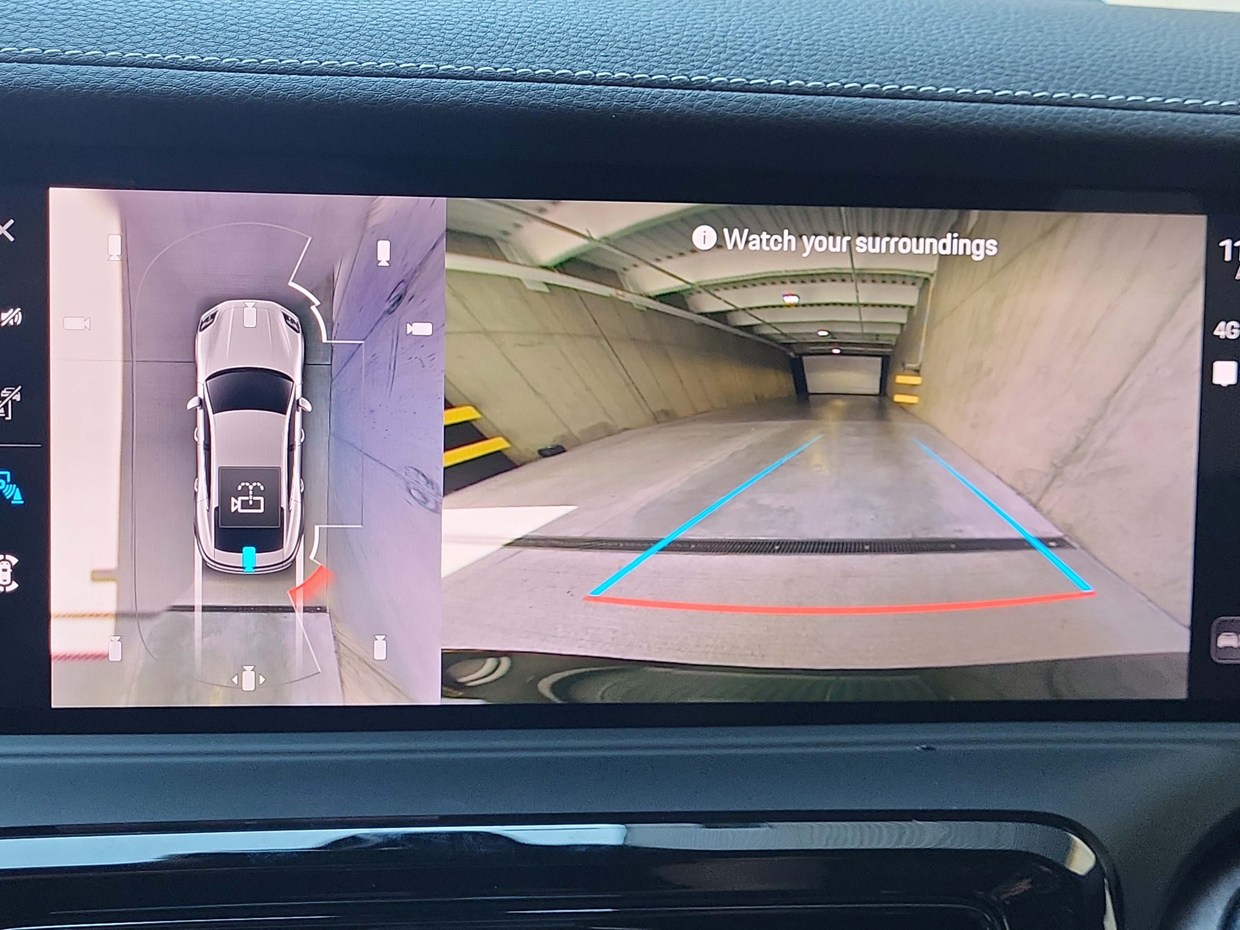 Certified 2025 Porsche Panamera 4 AWD/4WD image 36