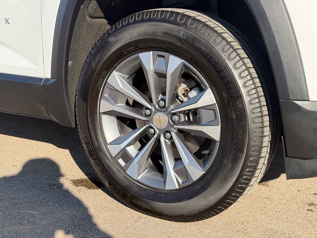 Used 2025 Chevrolet Equinox LT w/ Safety and Technology Package AWD/4WD image 28