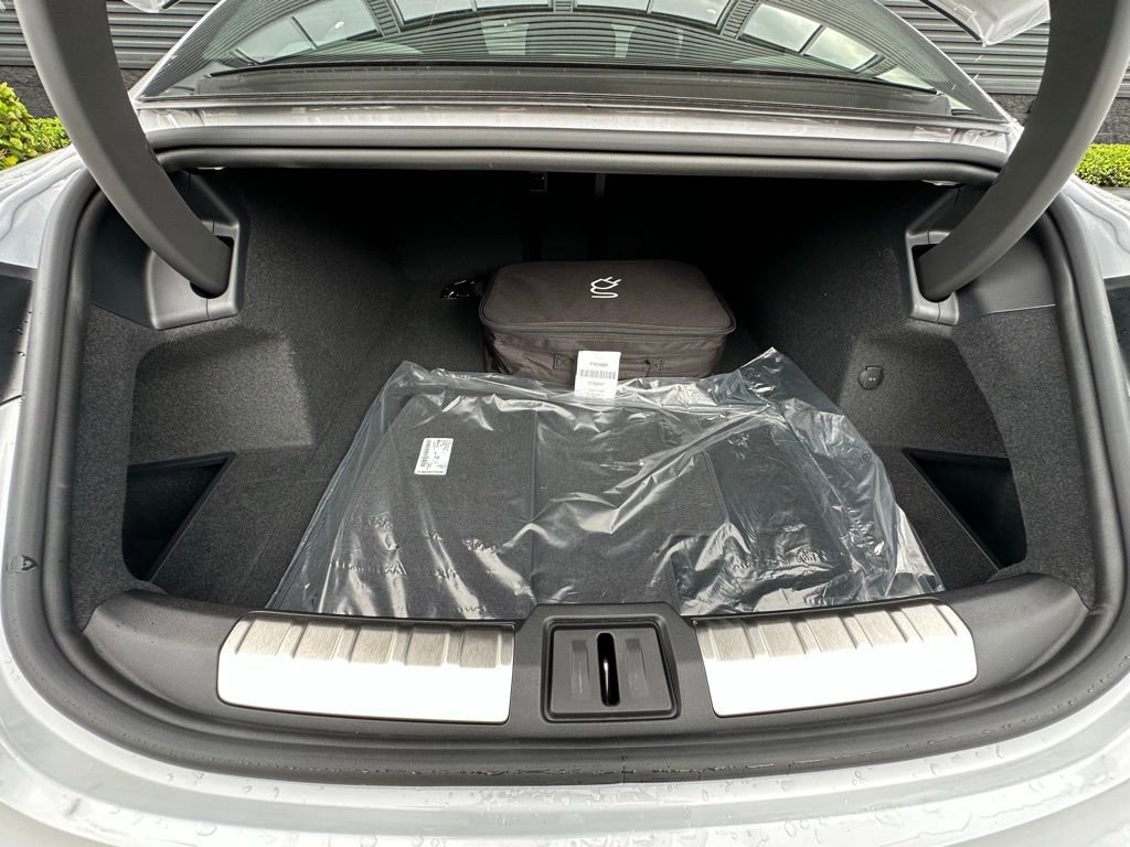 Used 2026 Porsche Taycan 4S image 43