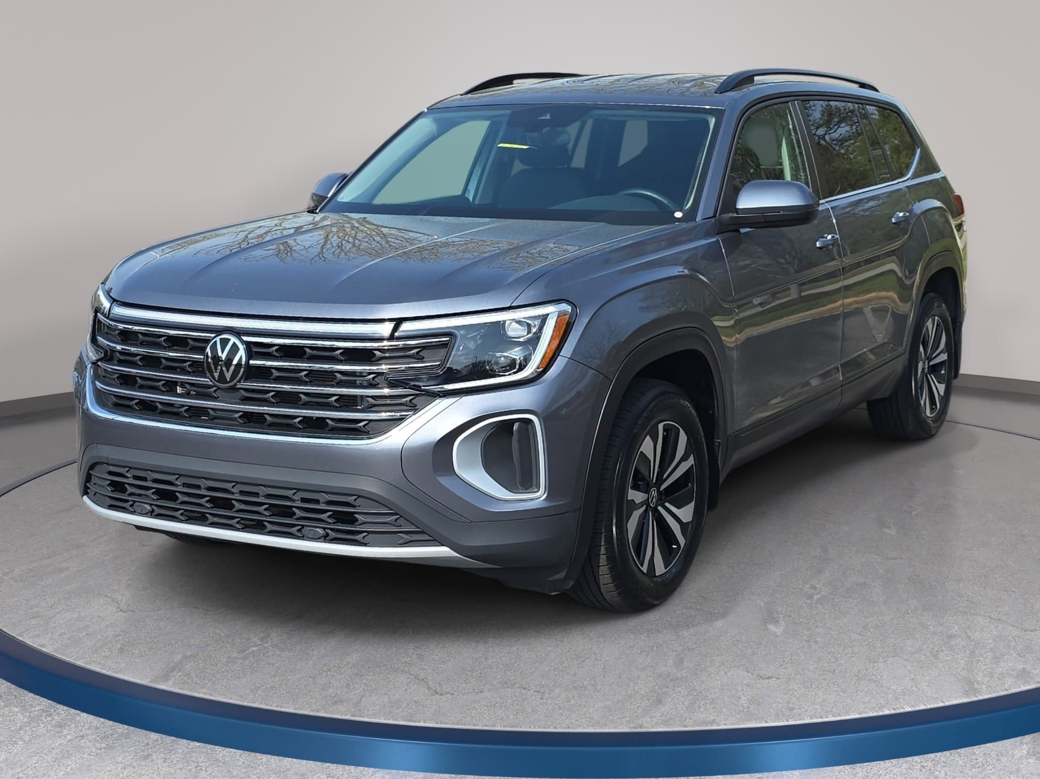 Used 2024 Volkswagen Atlas SE image 1