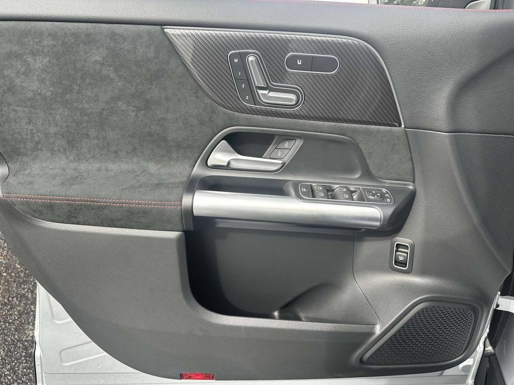 Certified 2025 Mercedes-Benz GLA 250 image 11