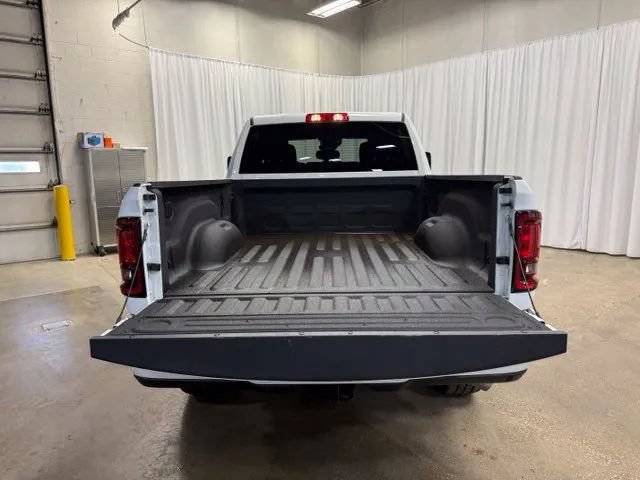 Used 2025 RAM 2500 Big Horn AWD/4WD image 23