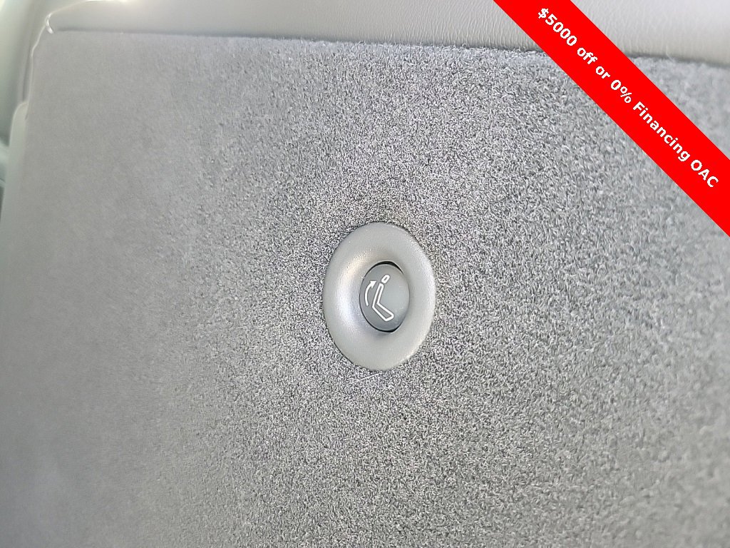 New 2025 Nissan Pathfinder SL w/ SL Premium Package image 43