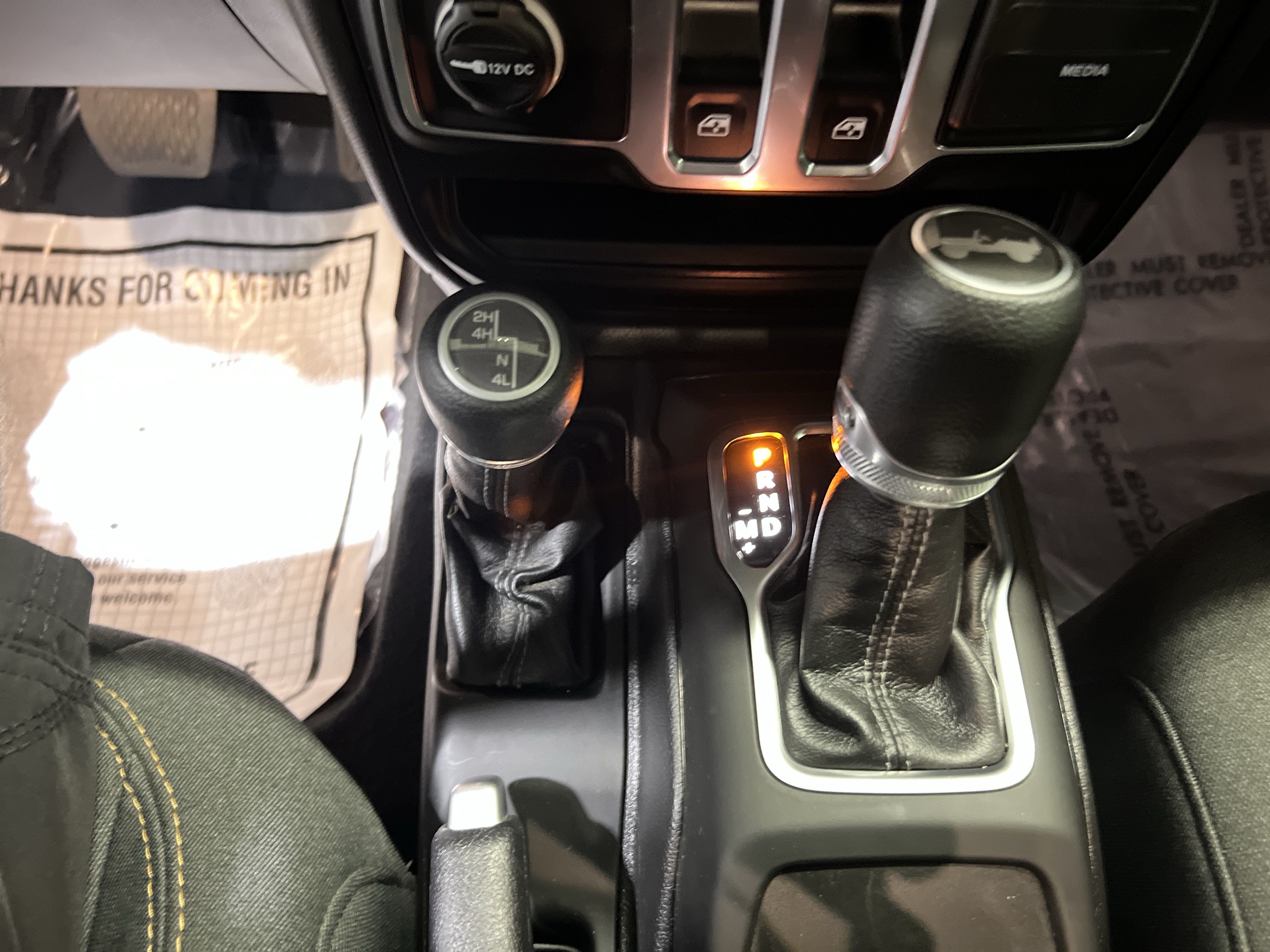 Used 2025 Jeep Wrangler Sport AWD/4WD image 21