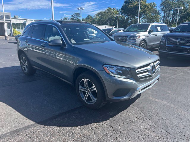 Used 2018 Mercedes-Benz GLC 300 4MATIC image 2