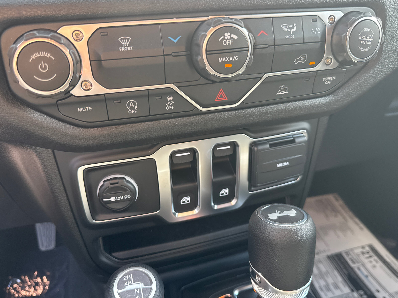 New 2026 Jeep Wrangler Sport AWD/4WD image 23