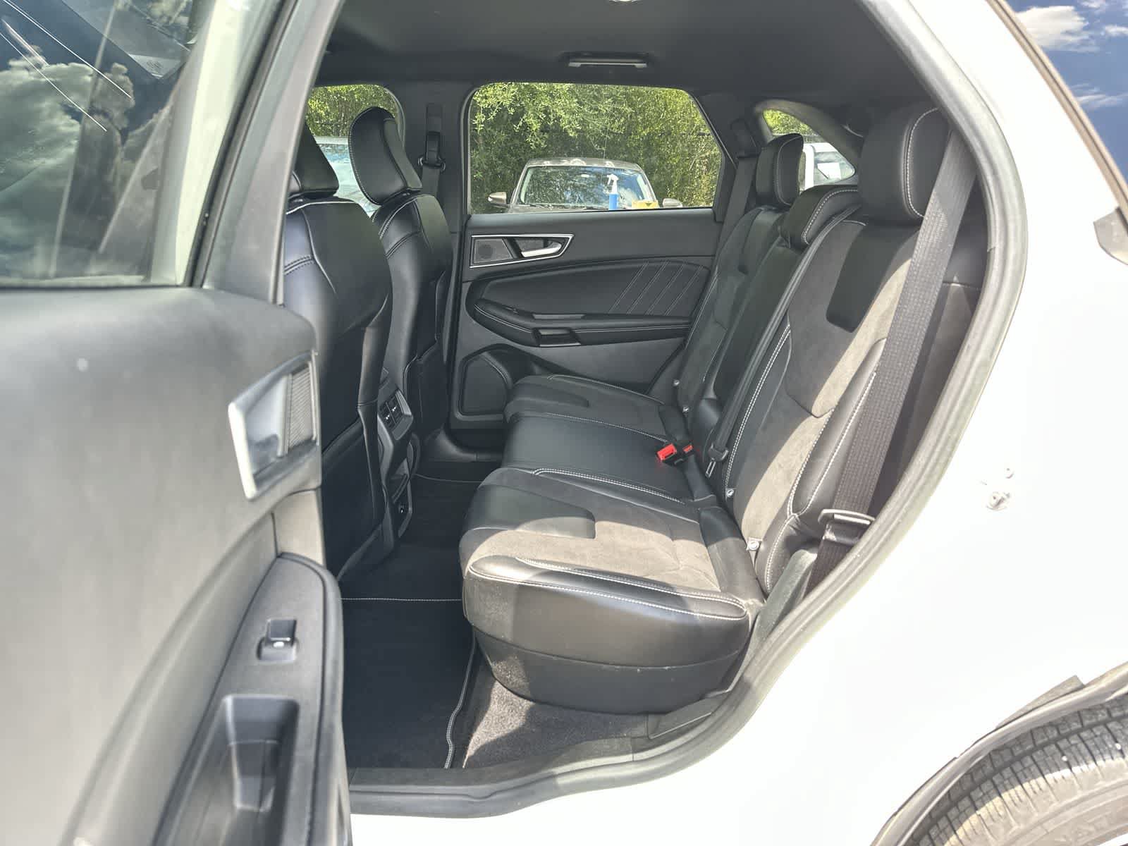 Used 2022 Ford Edge ST AWD/4WD image 4