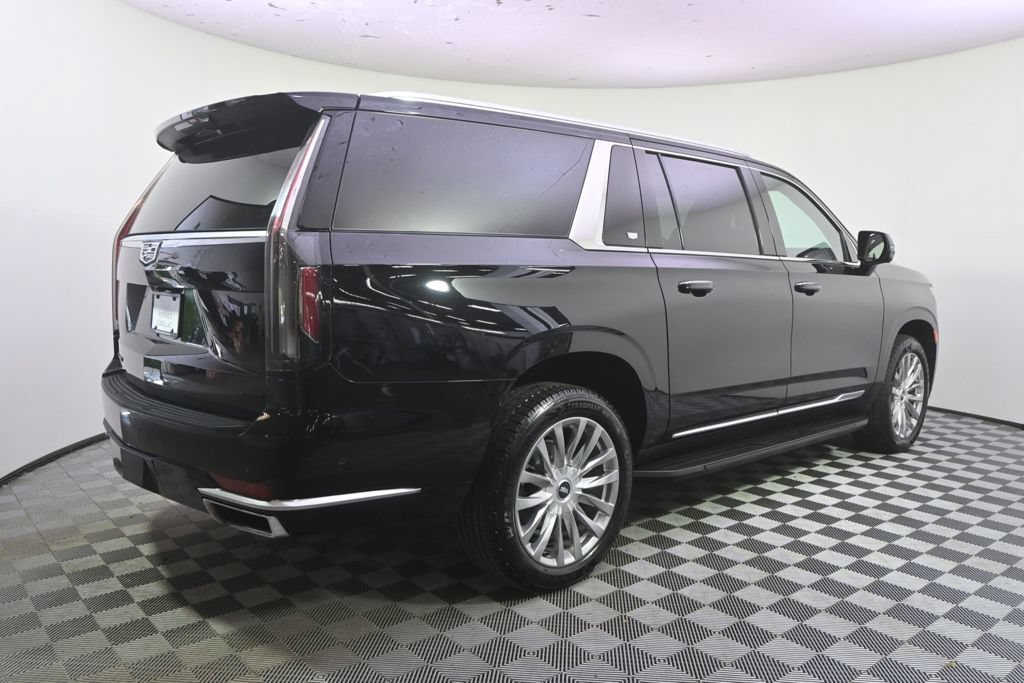 Used 2022 Cadillac Escalade ESV Premium Luxury w/ Performance Package AWD/4WD image 7