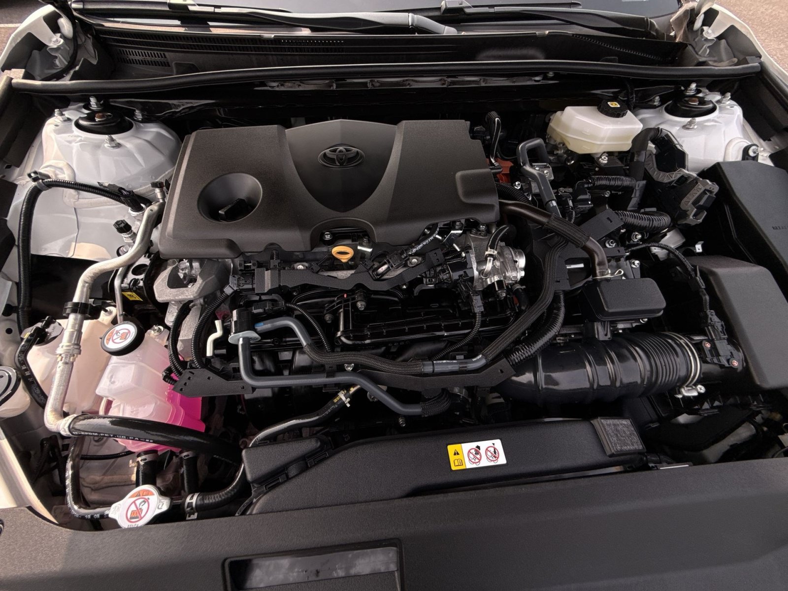 Used 2025 Toyota Camry LE FWD image 27