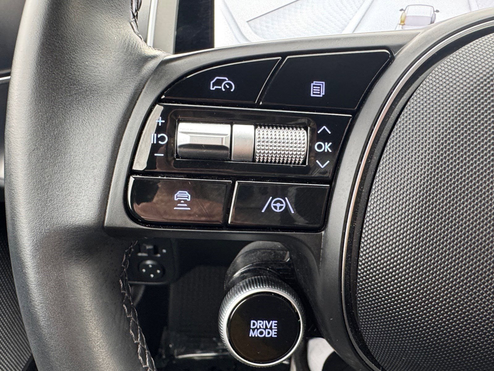 Certified 2025 Hyundai Ioniq 6 SEL image 19