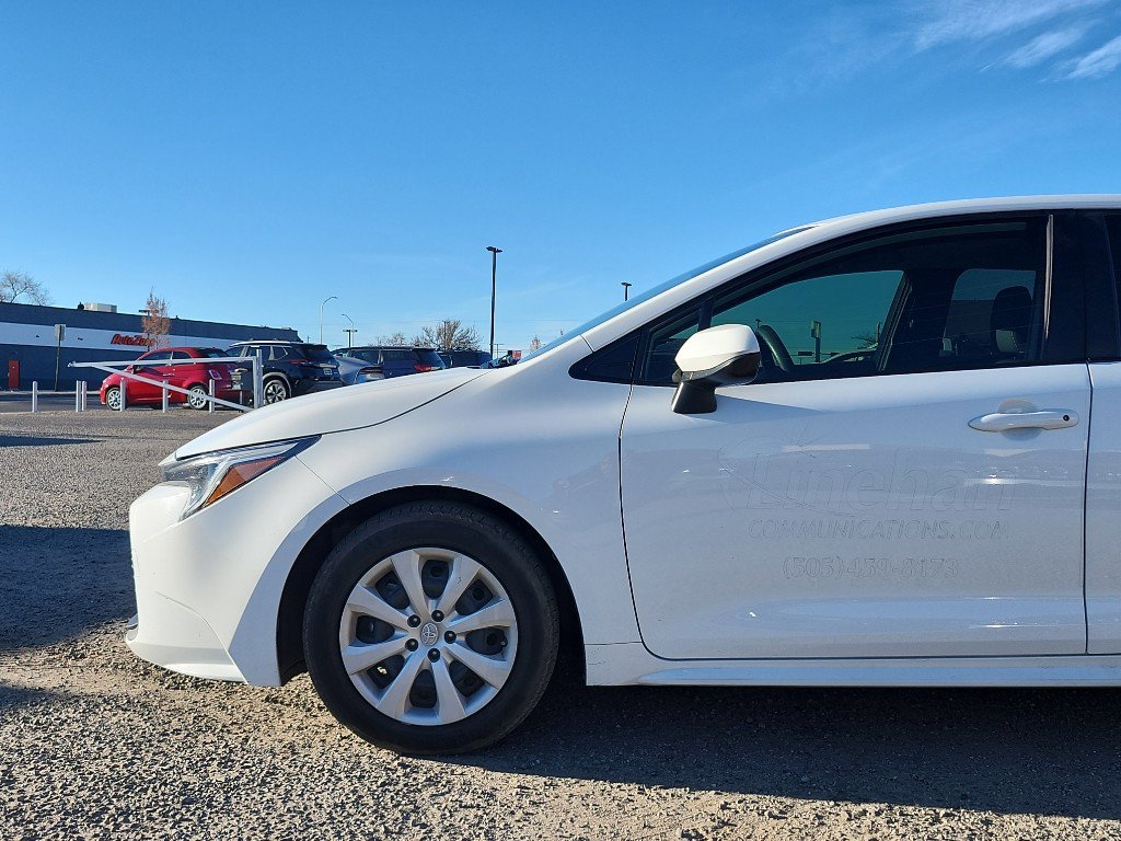 Used 2023 Toyota Corolla LE image 10