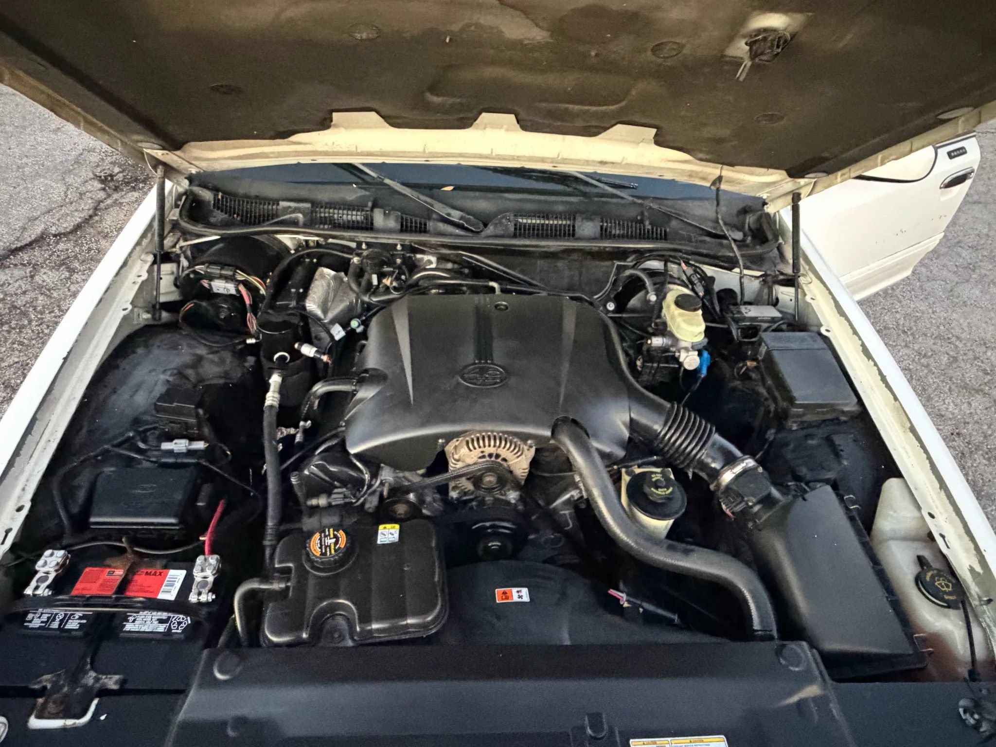 Used 2001 Ford Crown Victoria RWD image 27