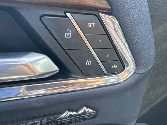 Used 2023 Chevrolet Silverado 1500 High Country AWD/4WD image 14