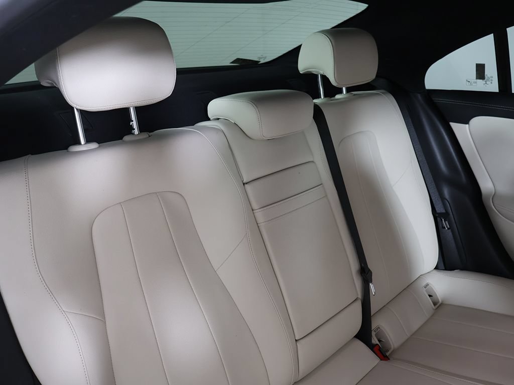 Used 2023 Mercedes-Benz CLA 250 4MATIC w/ Premium Package image 30