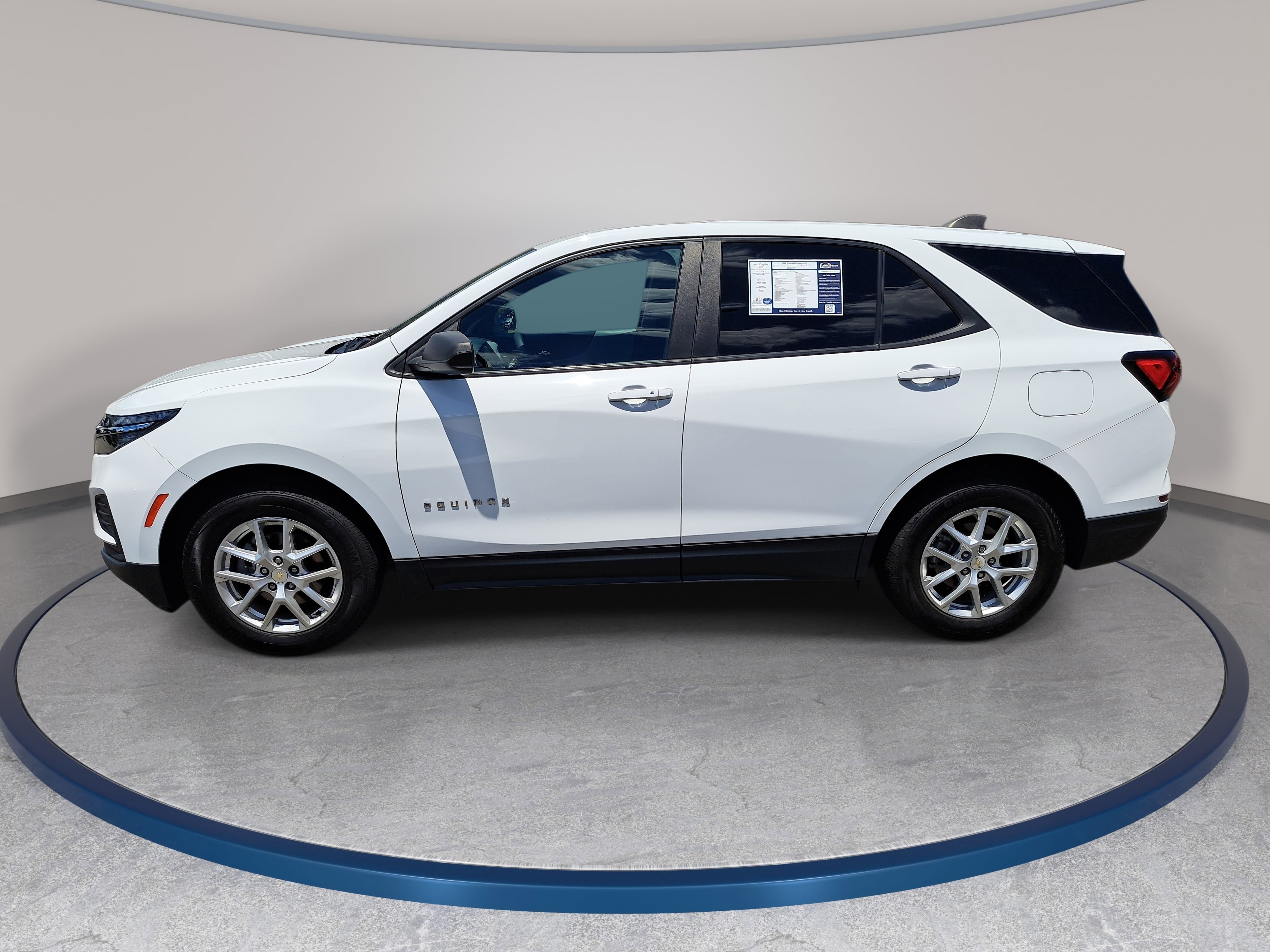 Used 2022 Chevrolet Equinox LS w/ LS Convenience Package FWD image 8