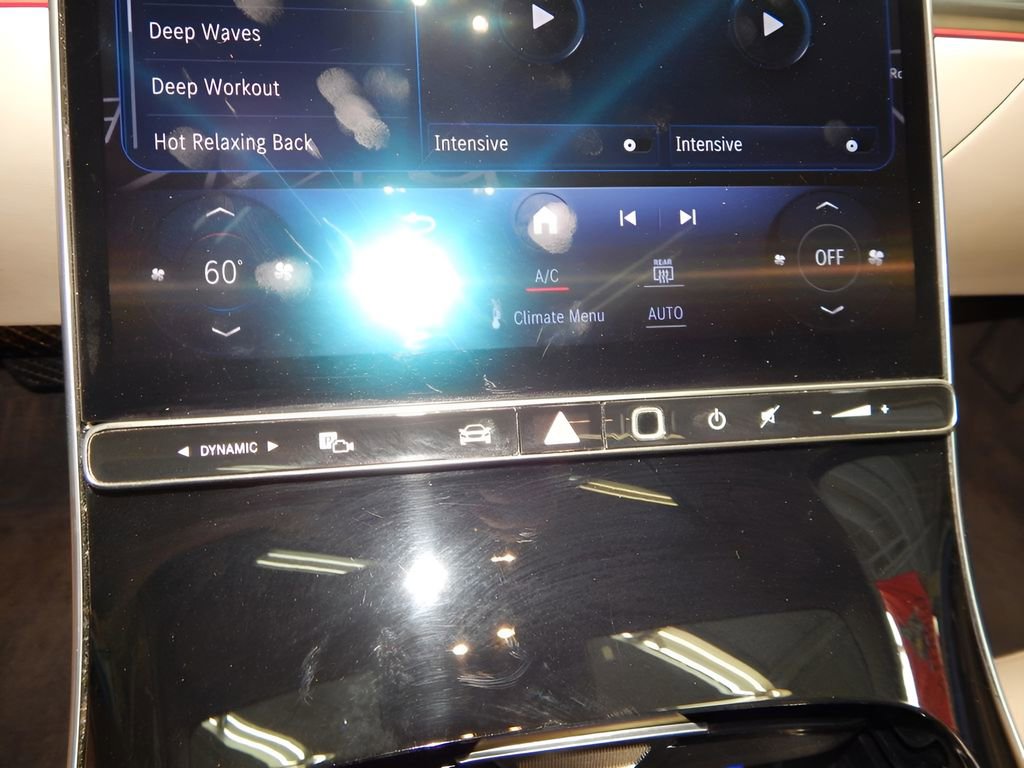 Used 2023 Mercedes-Benz S 500 4MATIC w/ AMG Line image 23