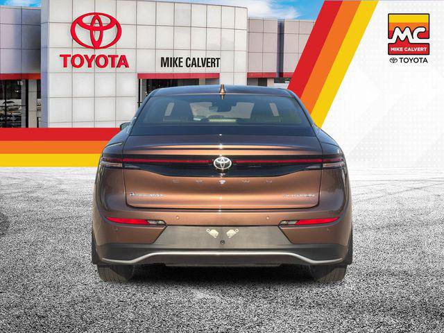 Certified 2026 Toyota Crown Platinum AWD/4WD image 4