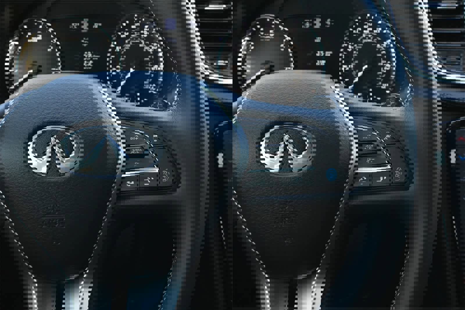 Used 2024 INFINITI QX50 Sport image 11