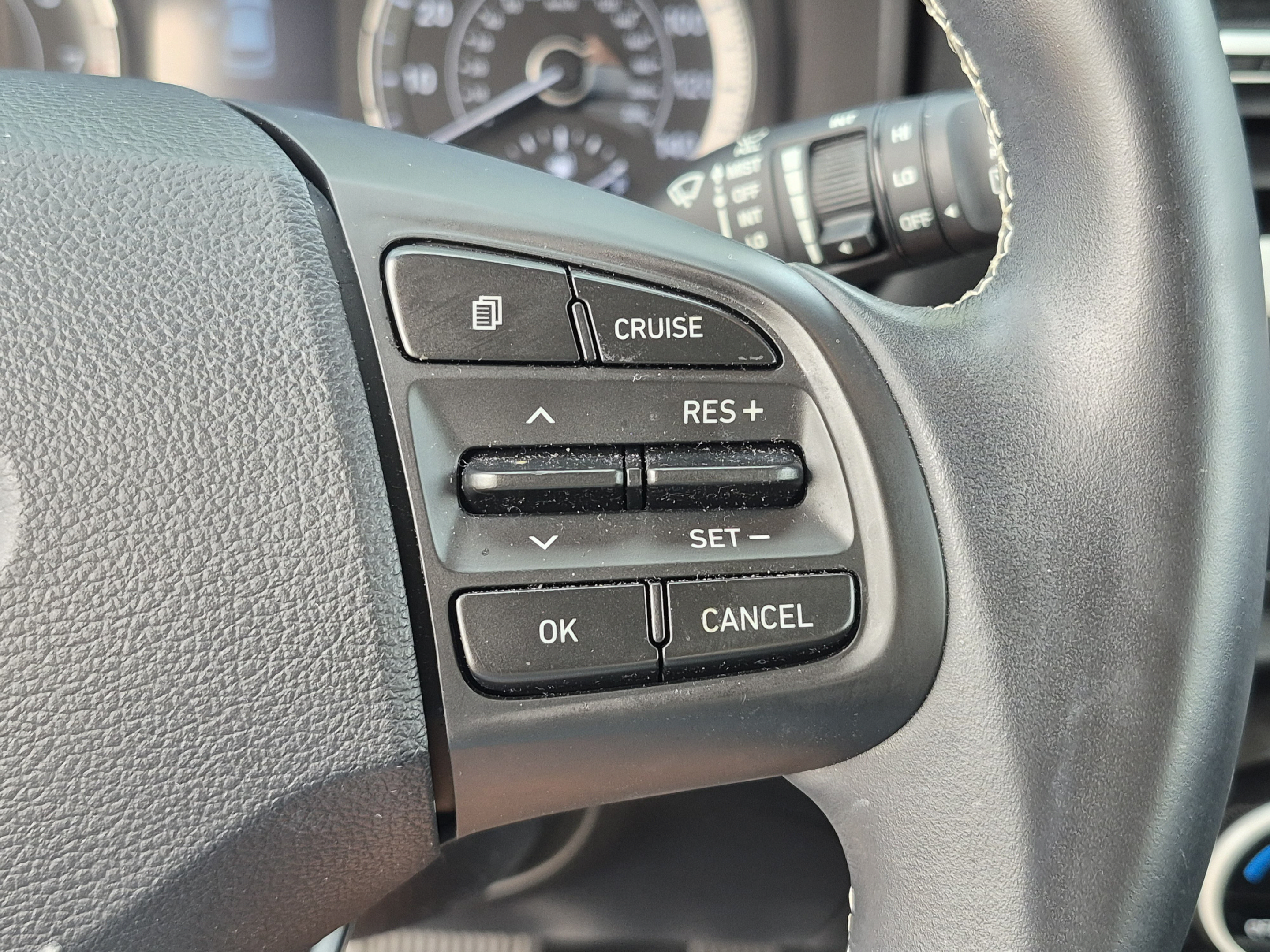 Certified 2022 Hyundai Venue Limited FWD image 27