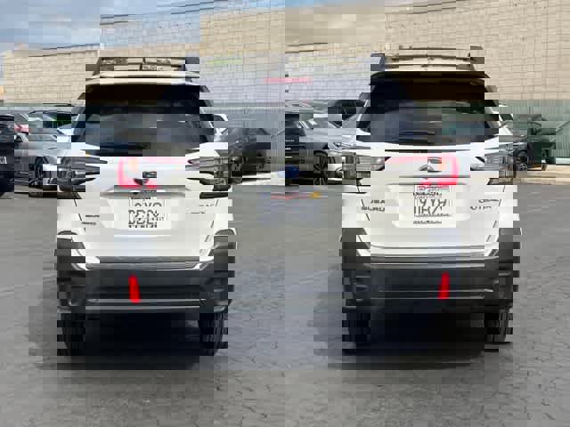 Certified 2022 Subaru Outback Premium image 5