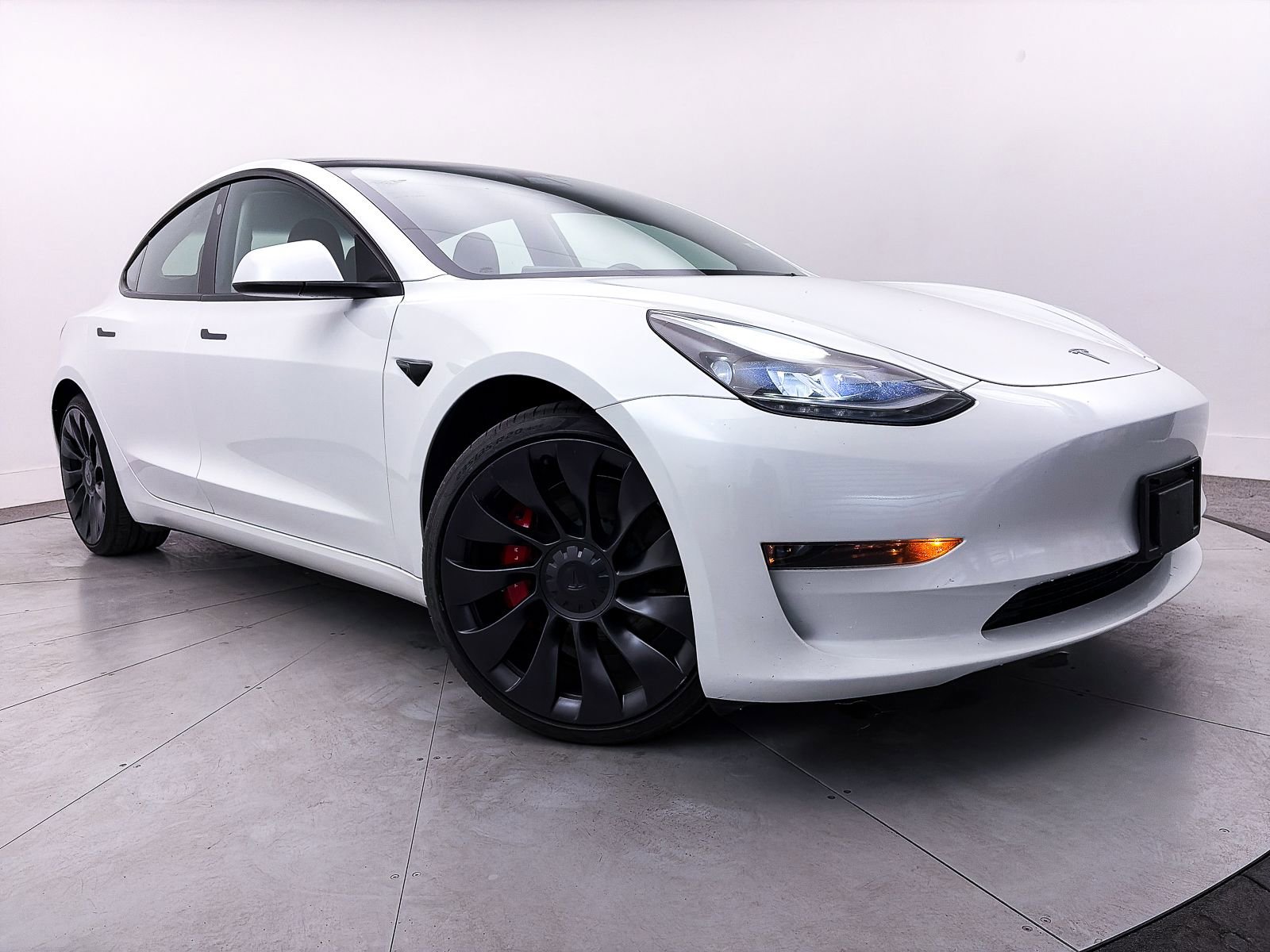 Used 2023 Tesla Model 3 Performance image 1