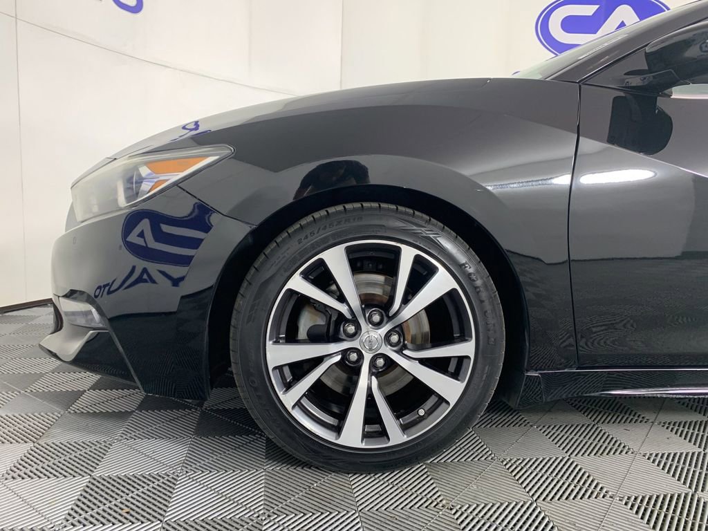 Used 2017 Nissan Maxima Platinum image 11