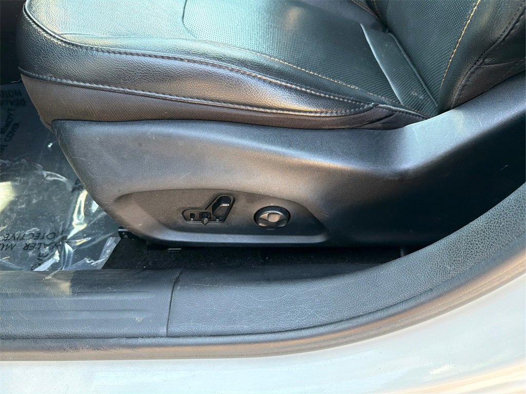 Used 2020 Jeep Compass Limited image 18