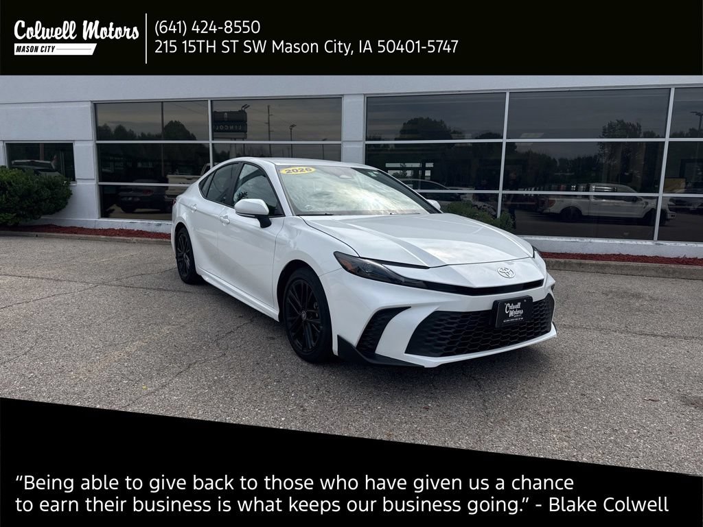 Used 2026 Toyota Camry SE FWD image 1