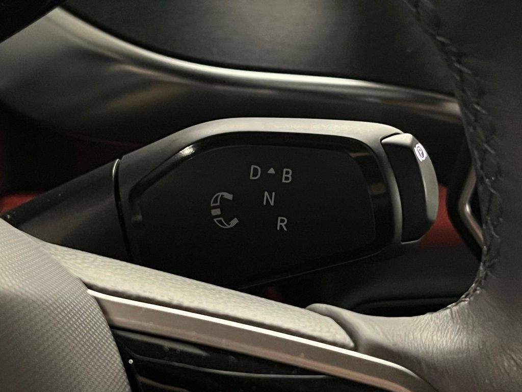Certified 2025 Volkswagen ID. Buzz Pro S RWD image 25