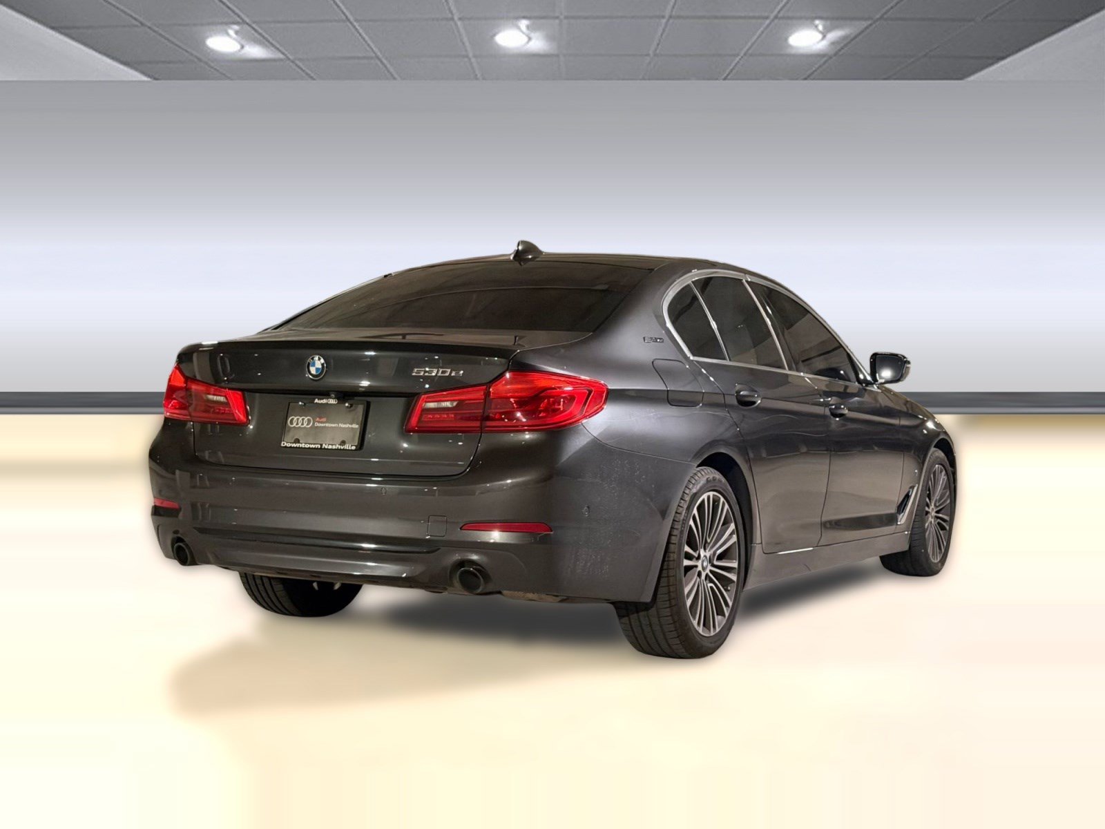 Used 2019 BMW 530e xDrive w/ Executive Package AWD/4WD image 8
