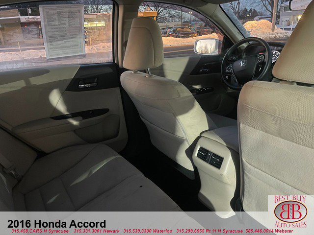 Used 2016 Honda Accord EX image 10