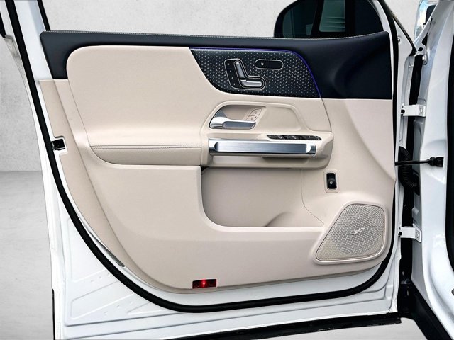 New 2026 Mercedes-Benz GLB 250 image 26