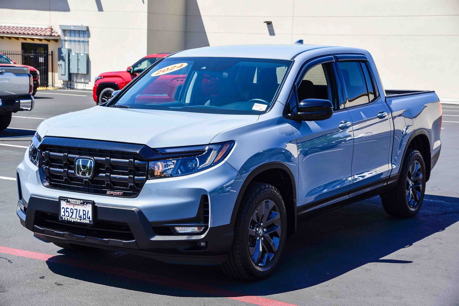 Used 2024 Honda Ridgeline Sport image 3