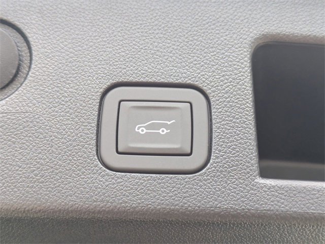 New 2026 Chevrolet Equinox ACTIV w/ Convenience Package III image 31