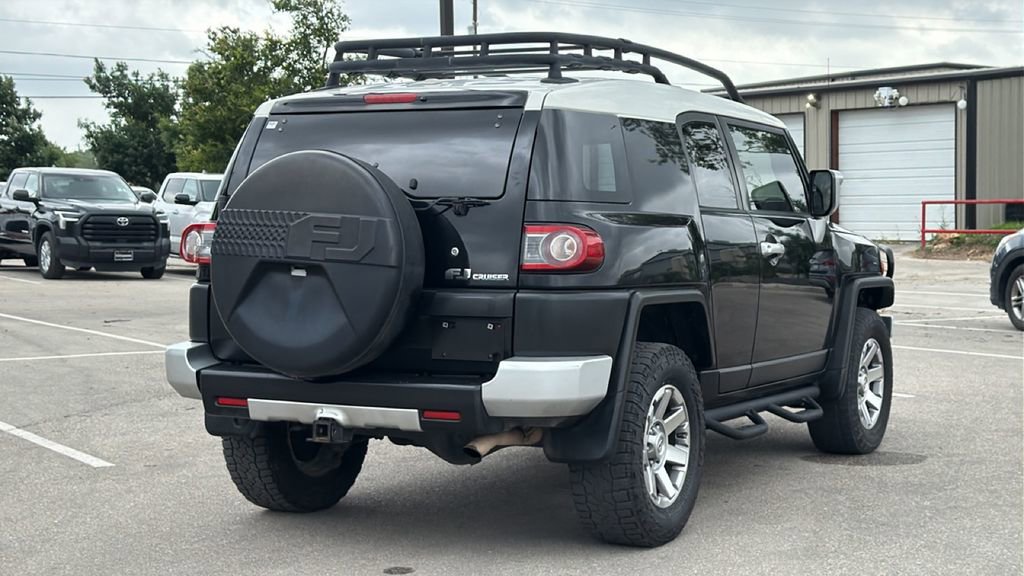 Used 2014 Toyota FJ Cruiser 4WD w/ Convenience Package image 6