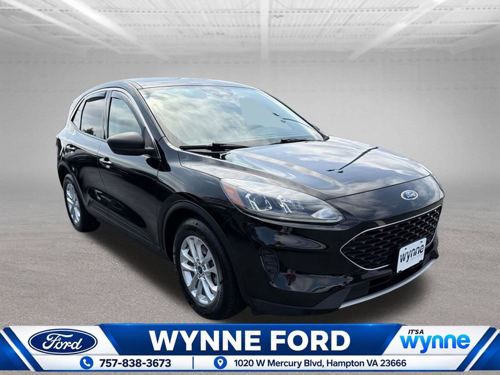 Used 2022 Ford Escape SE FWD 360° Tour