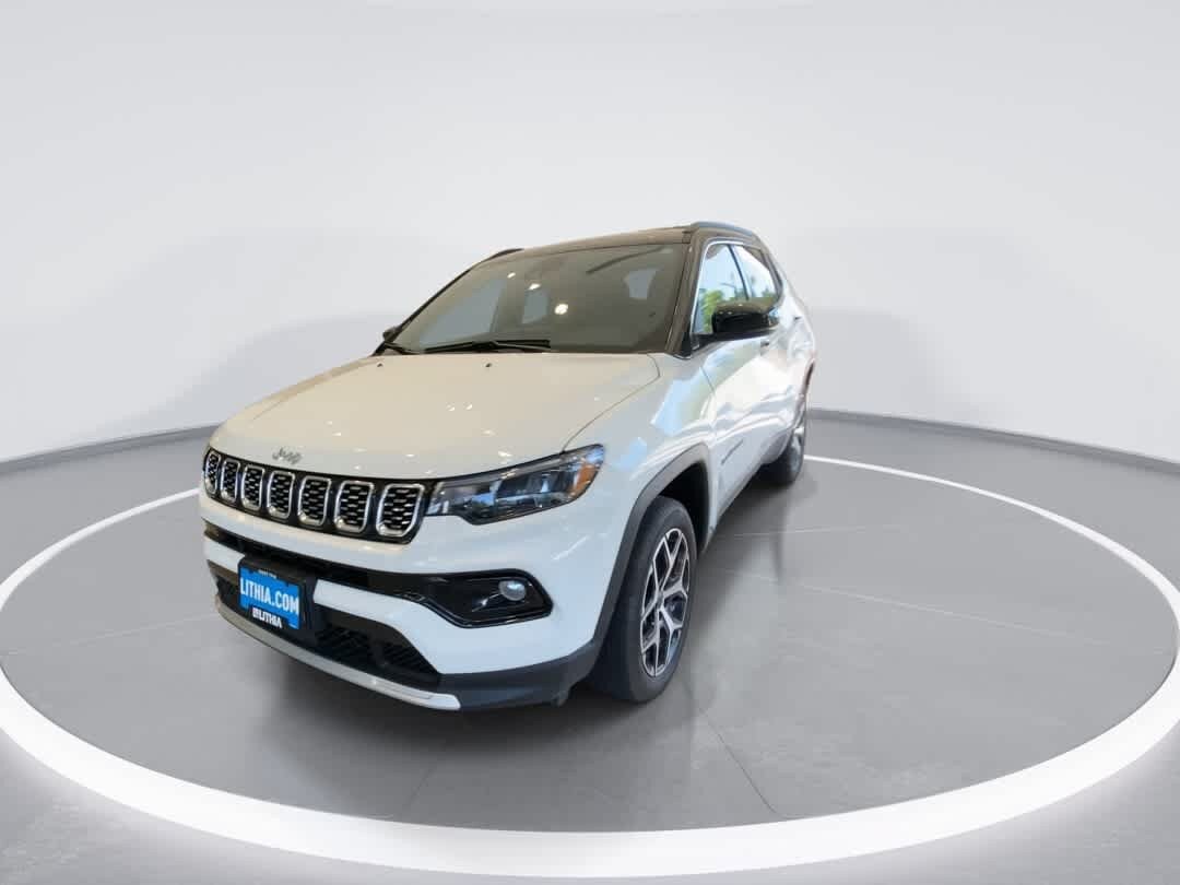 Used 2025 Jeep Compass Limited AWD/4WD image 4