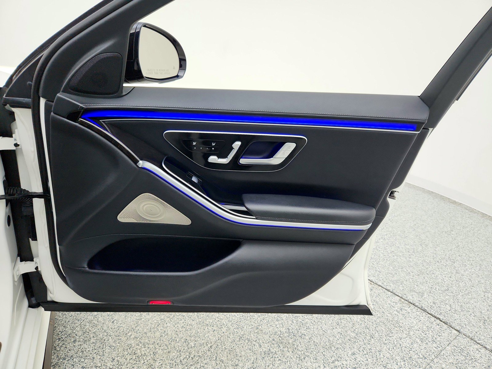 Certified 2023 Mercedes-Benz S 500 4MATIC image 28