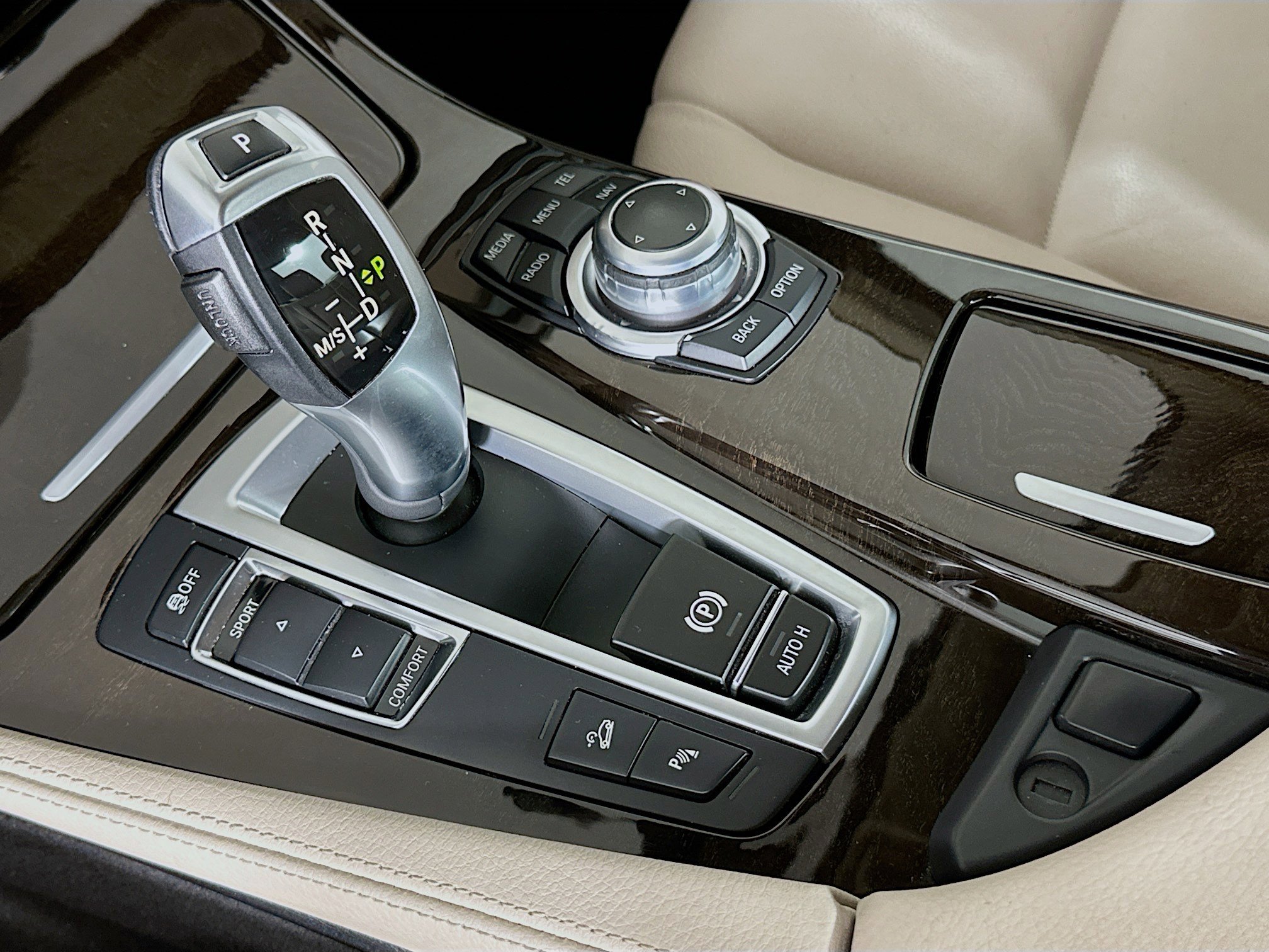 Used 2013 BMW 535i xDrive Sedan AWD/4WD image 23
