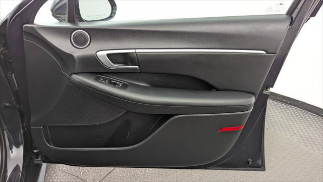 Used 2025 Hyundai Sonata SEL FWD image 22