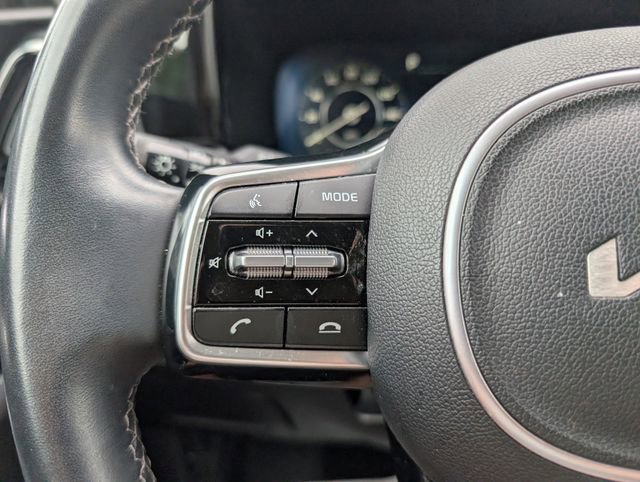 Used 2023 Kia Sorento SX FWD image 21