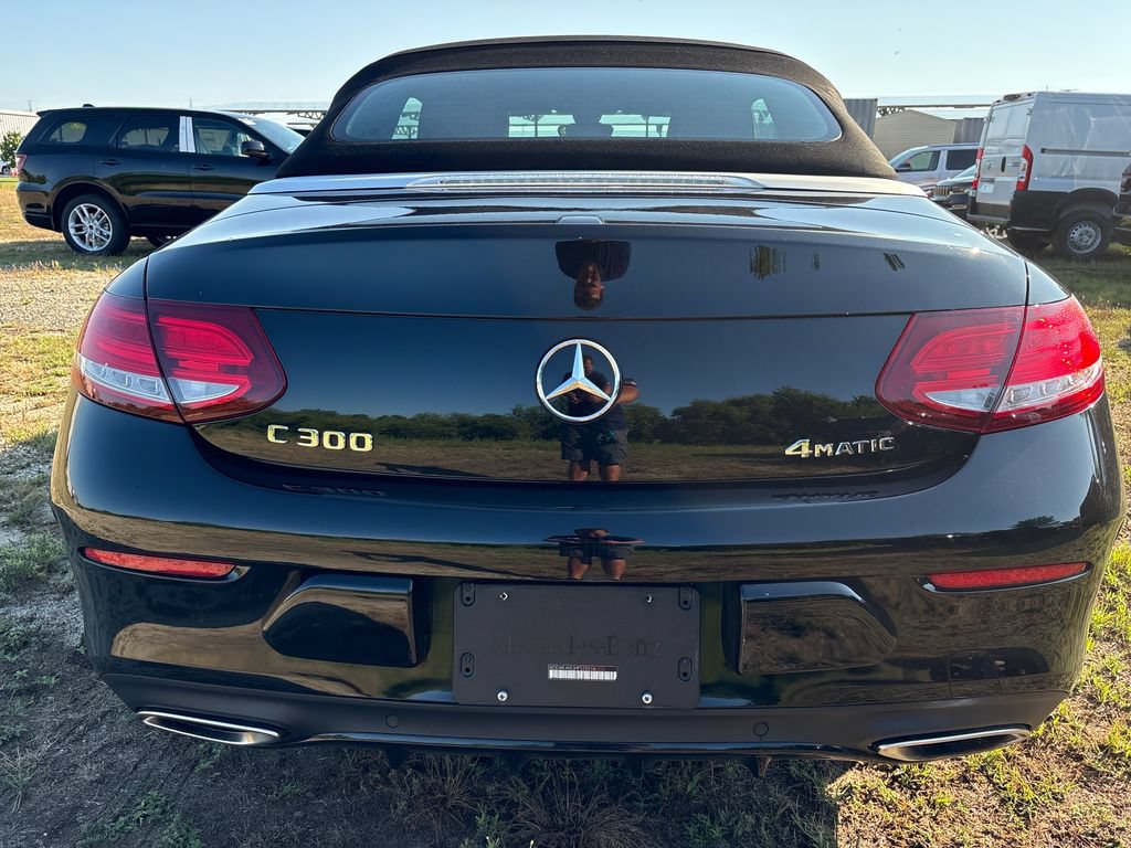 Used 2017 Mercedes-Benz C 300 4MATIC Cabriolet image 10
