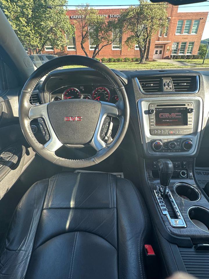 Used 2017 GMC Acadia Limited SLT AWD/4WD image 30