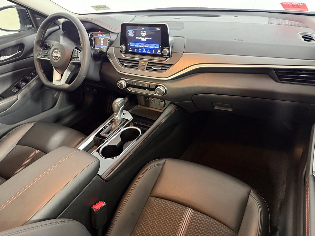 Used 2025 Nissan Altima 2.5 SR FWD image 15