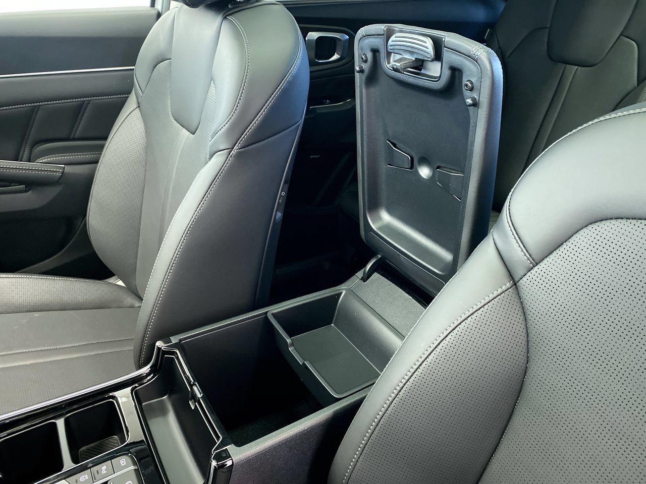 New 2026 Kia Sorento SX AWD/4WD image 29